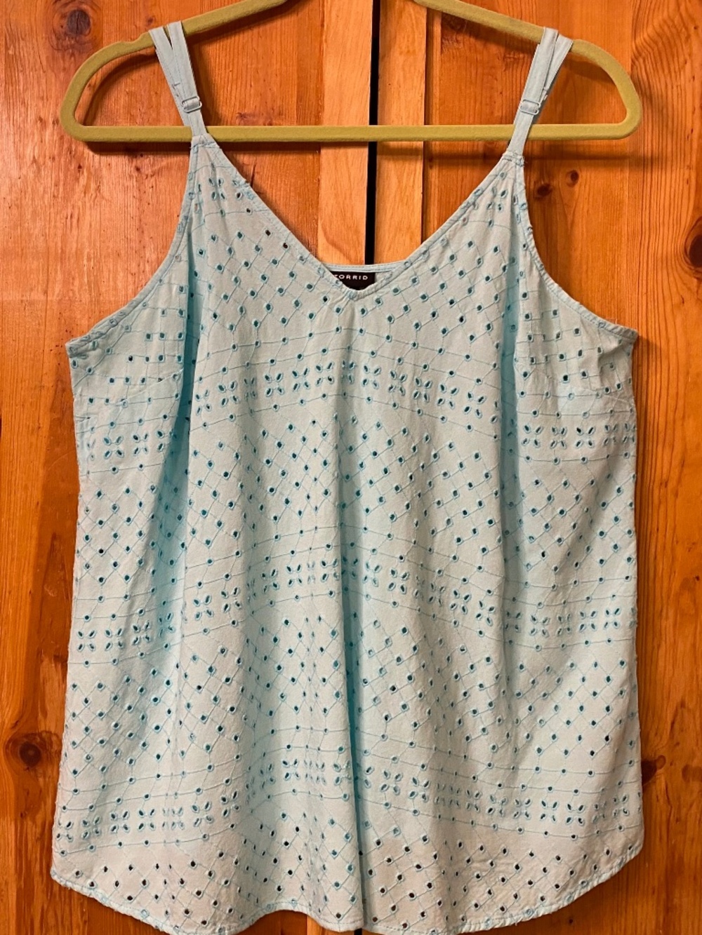 Aqua eyelet spaghetti strap top by Torrid size 0